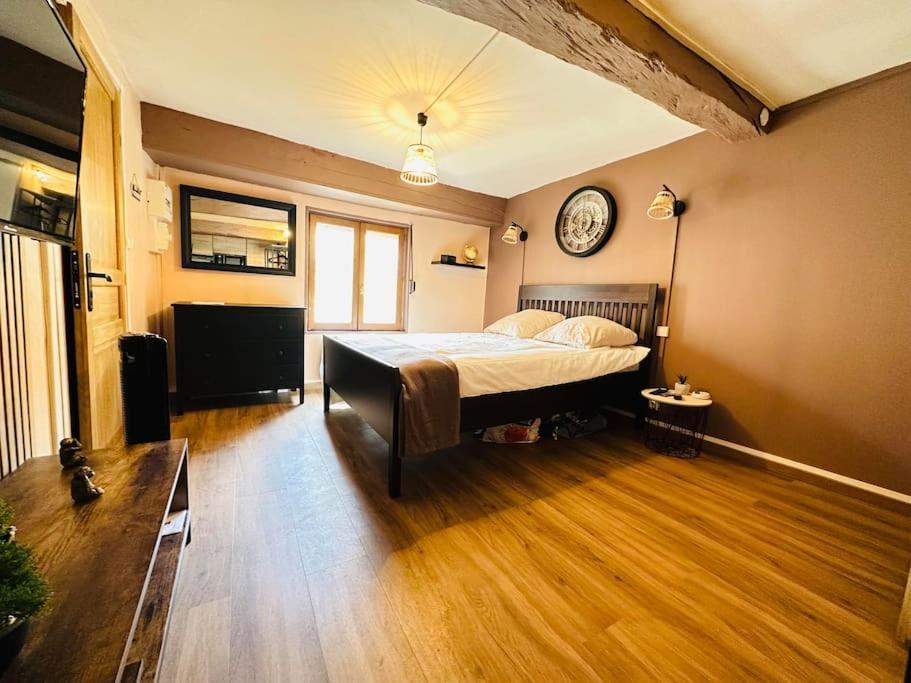 Ferienwohnung Le Refuge Laon Exterior foto